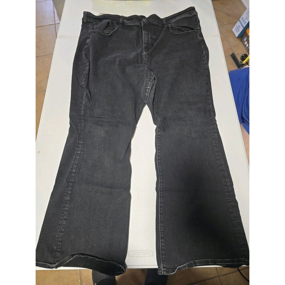 AE AMERICAN EAGLE Size 24 CURVY HIGH RISE FLARE NEXT LEVEL STRETCH WOMENS JEANS
